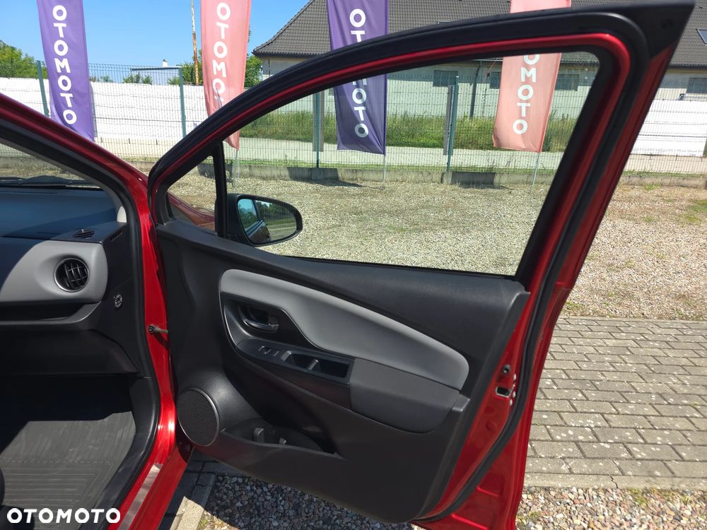 Toyota Yaris 1.33 Premium - 14