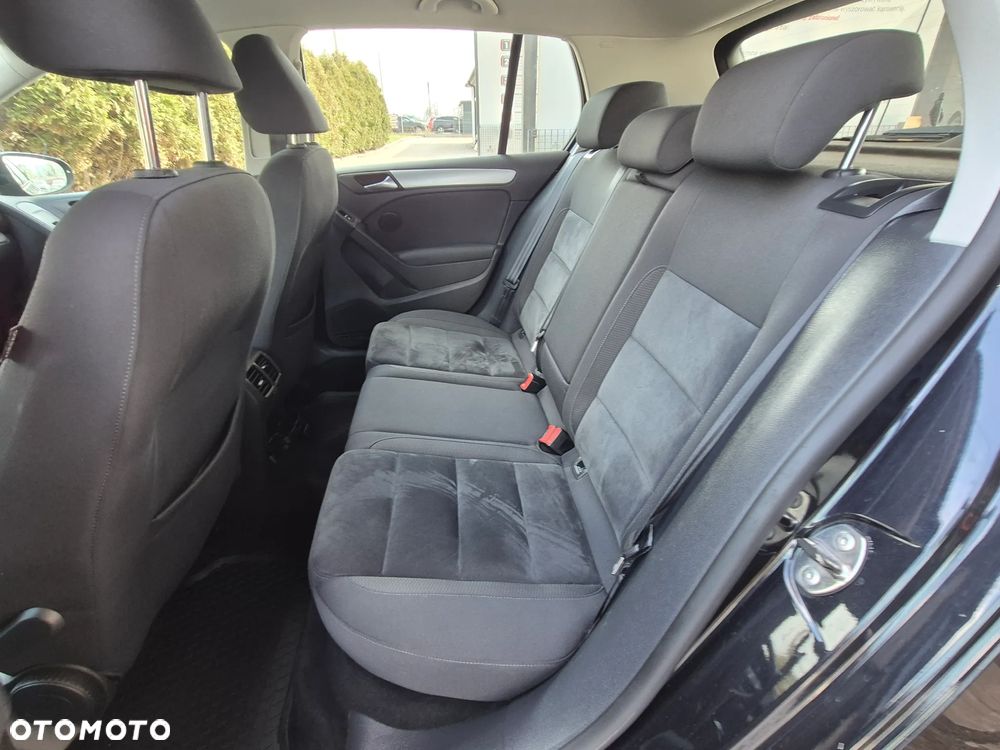 Volkswagen Golf 1.4 TSI BMT Comfortline - 27