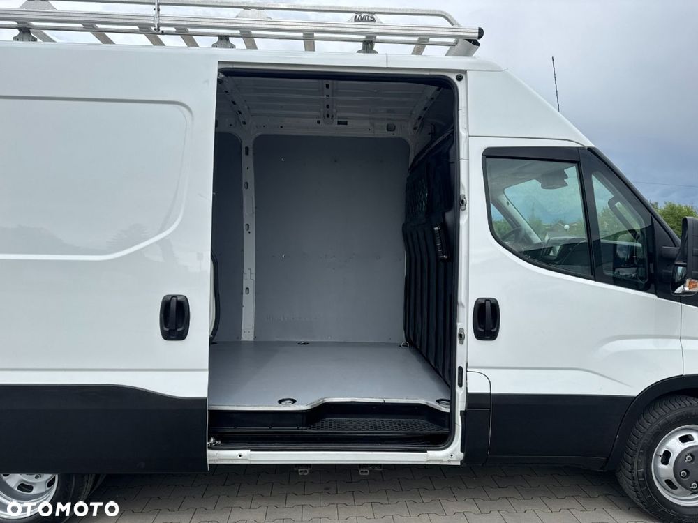 Iveco Daily - 28