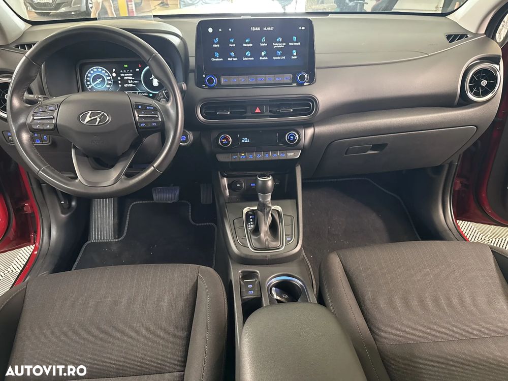 Hyundai KONA - 10
