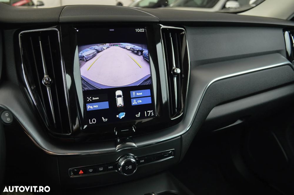 Volvo XC 60 D4 AWD Momentum - 8