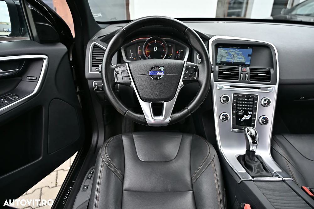 Volvo XC 60 D4 Geartronic Summum - 29