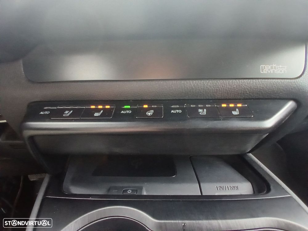 Lexus UX 300e Luxury - 13