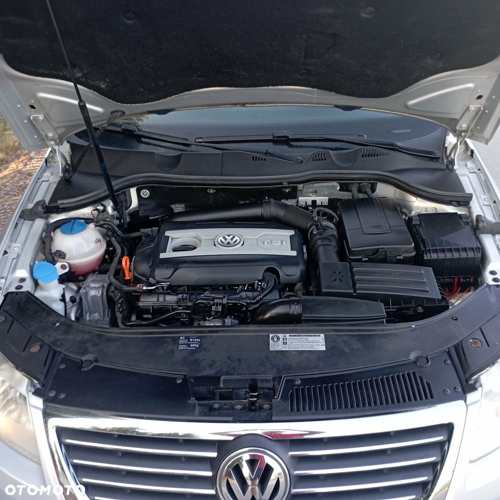 Volkswagen Passat 1.8 TSI Comfortline - 21