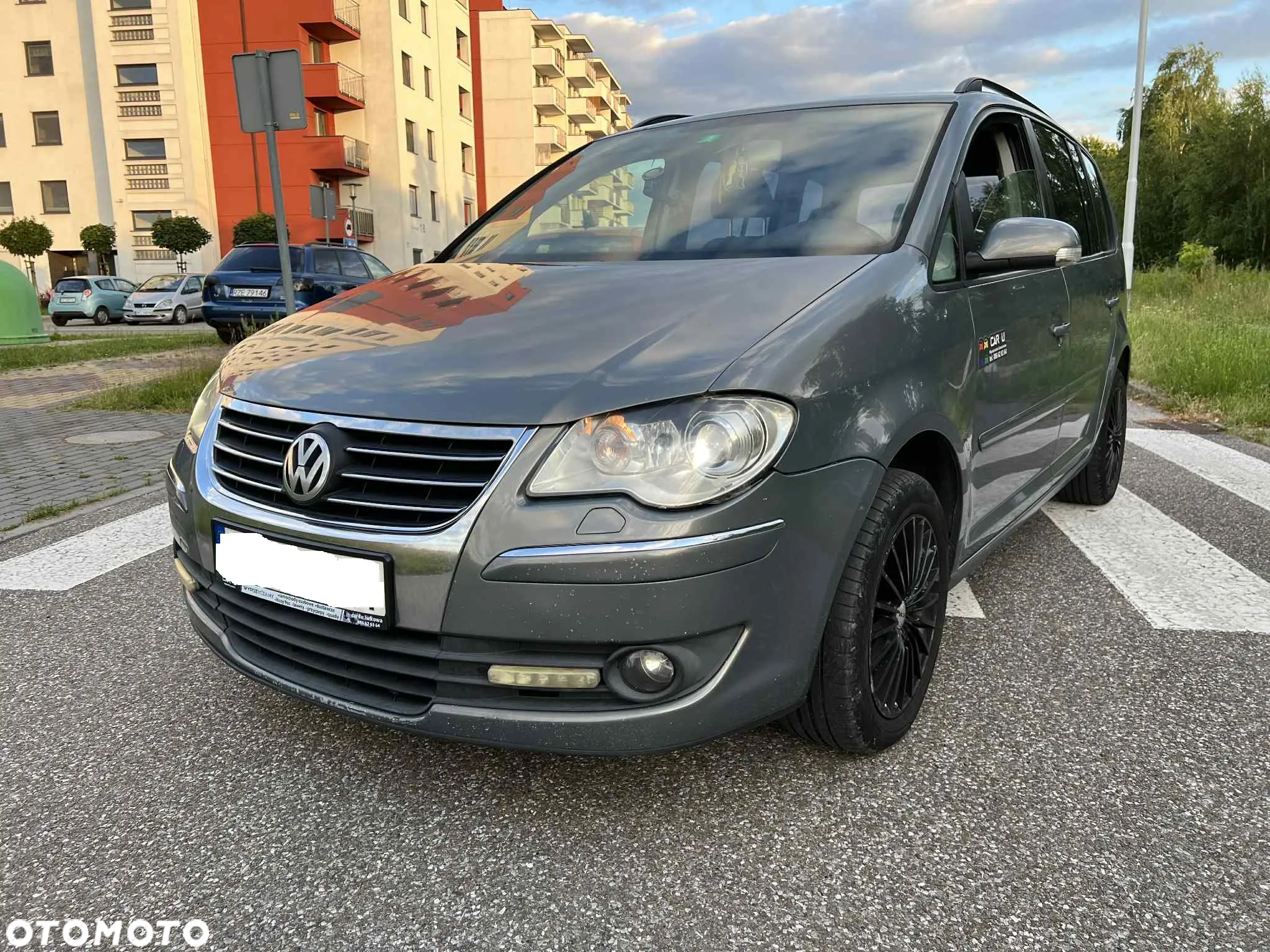 Volkswagen Touran 2.0 TDI Highline DSG - 20
