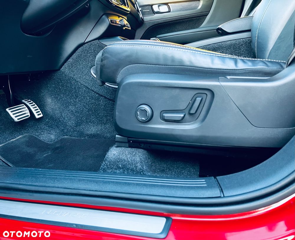 Volvo XC 40 T5 Recharge DKG RDesign Expression - 25
