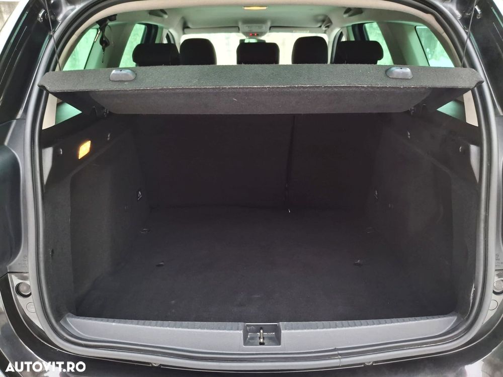 Dacia Duster 1.6 SCe Prestige jante 16" - 18