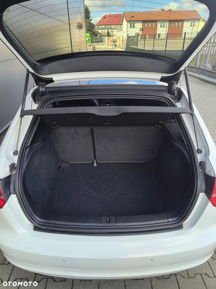 Audi A3 1.4 TFSI S Line Sportpaket plus - 17