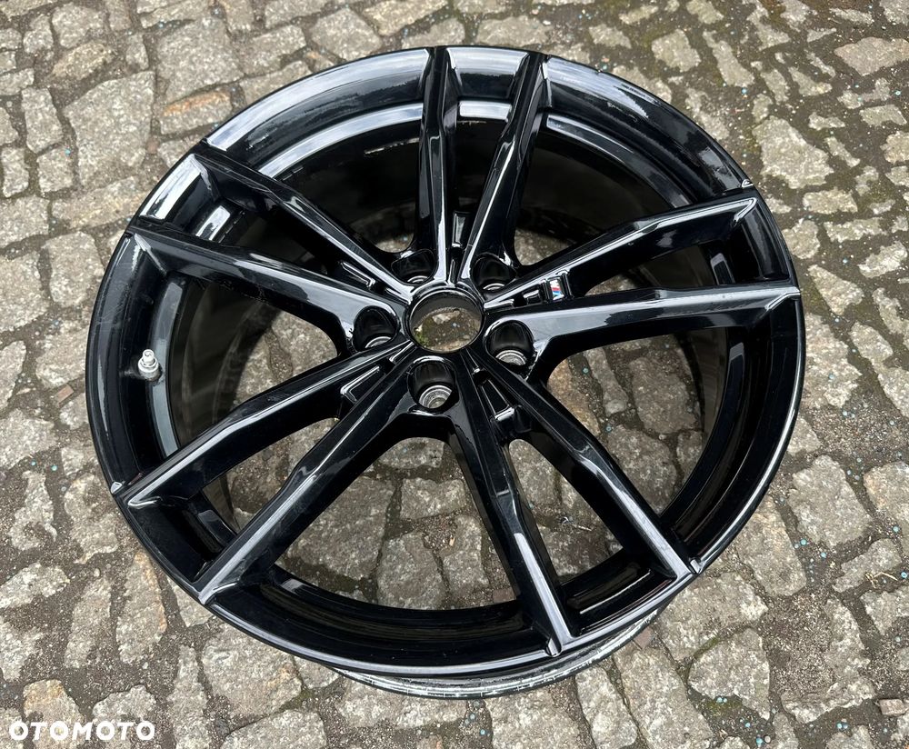 Felga BMW 19 Seria 3 G20 G21 M-PAKIET 8J IS 27 5x112 8089892 8090094 - 3