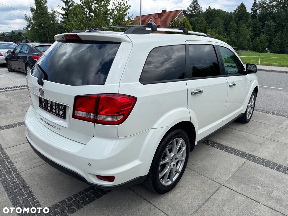 Fiat Freemont 2.0 Multijet Lounge AWD - 4