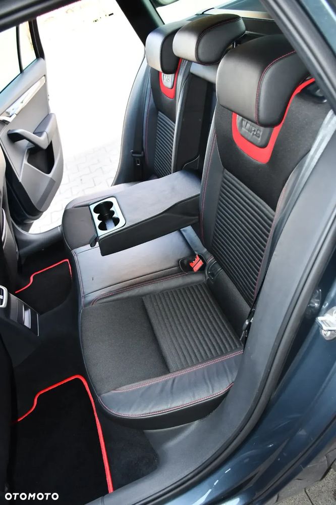 Skoda Octavia 2.0 TDI RS DSG - 17