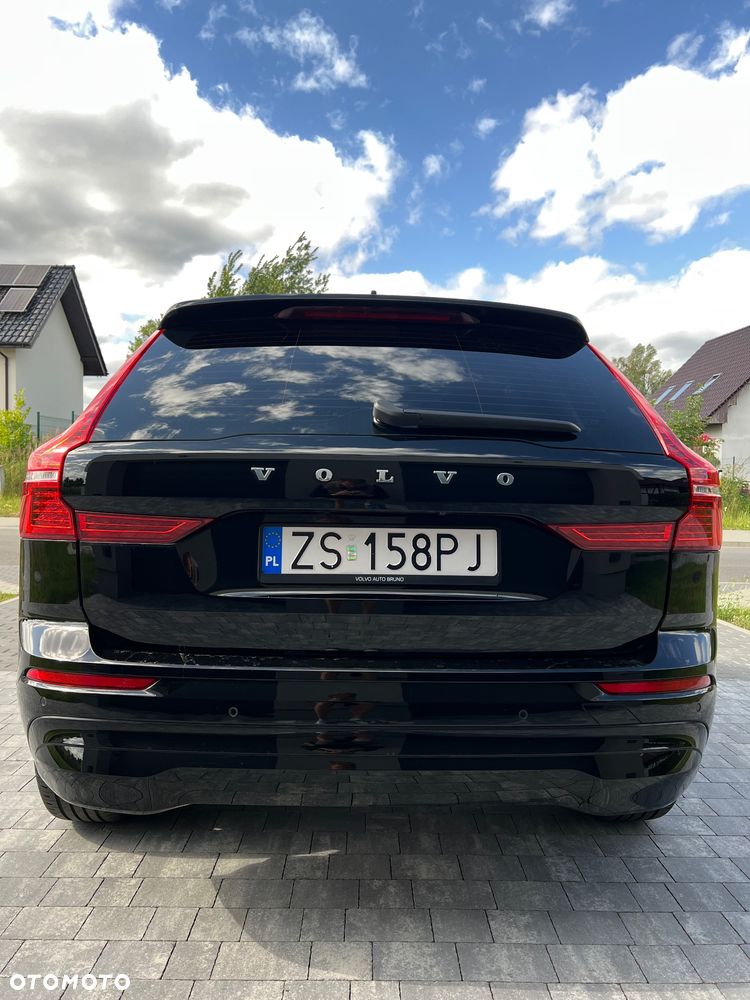 Volvo XC 60 B4 D Momentum Pro - 11