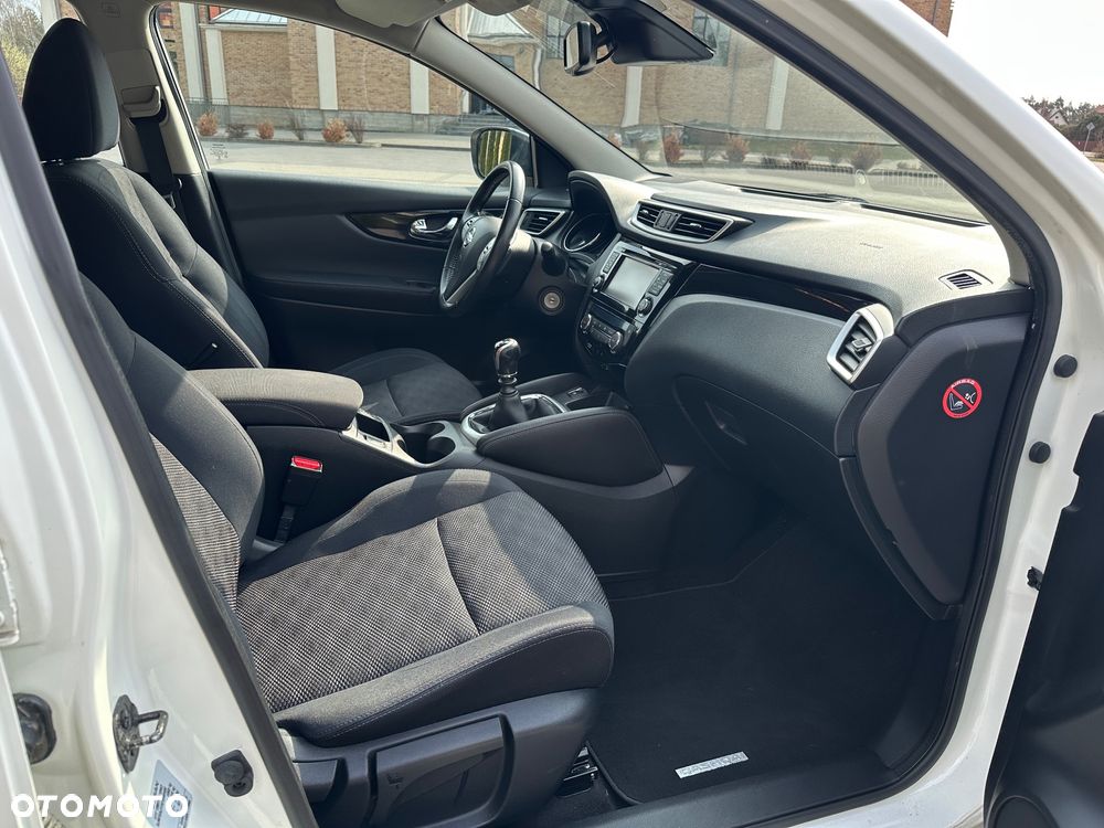 Nissan Qashqai 1.2 DIG-T Tekna - 25