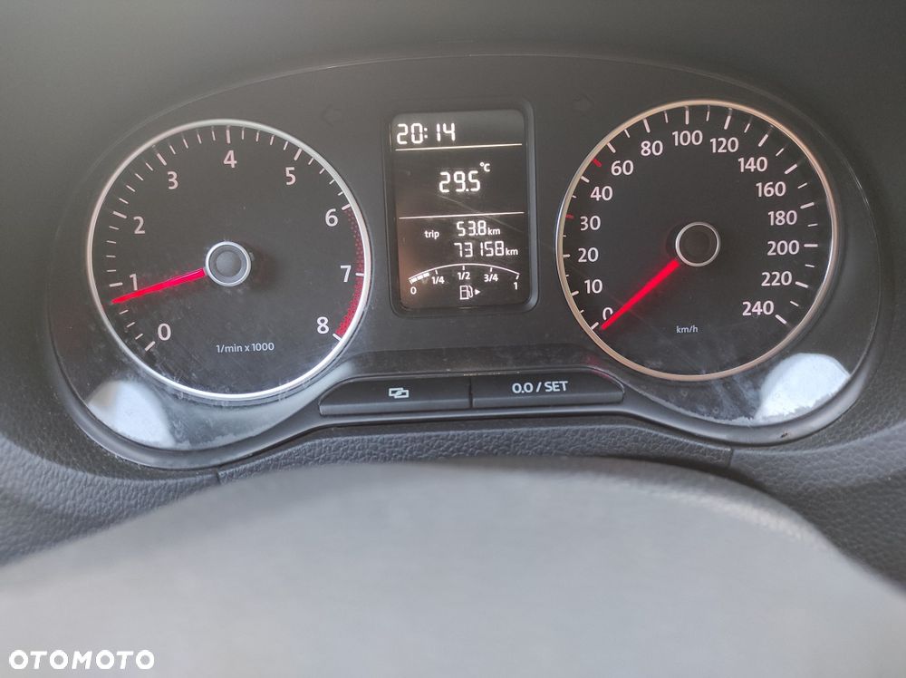 Volkswagen Polo - 5