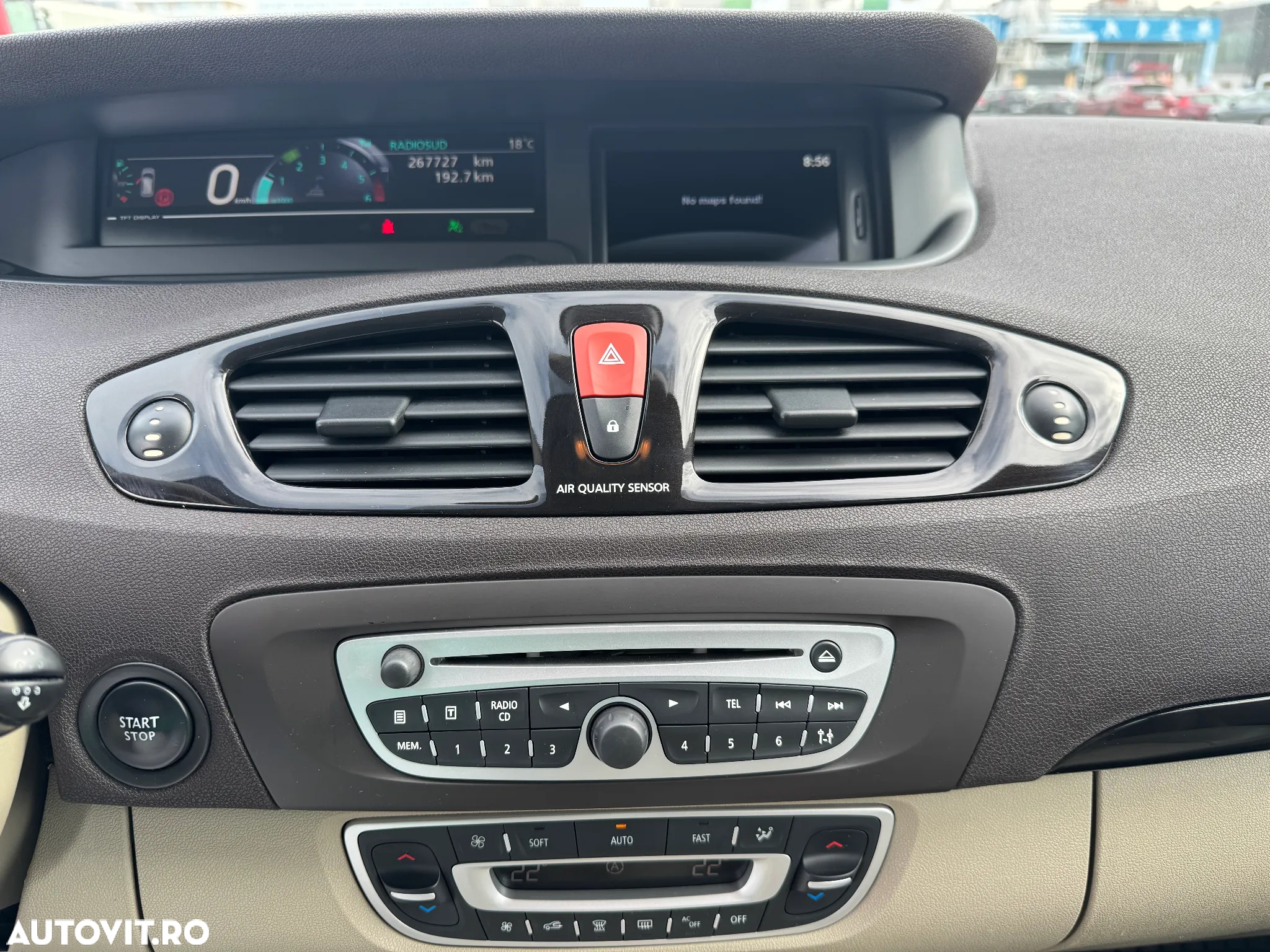 Renault Scenic 1.9dCi Privilege - 12