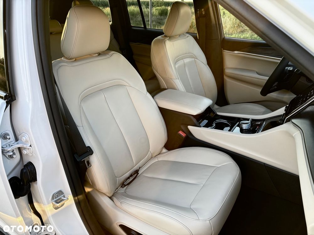 Jeep Grand Cherokee 3.6 V6 Pentastar 4WD Automatik Limited - 24