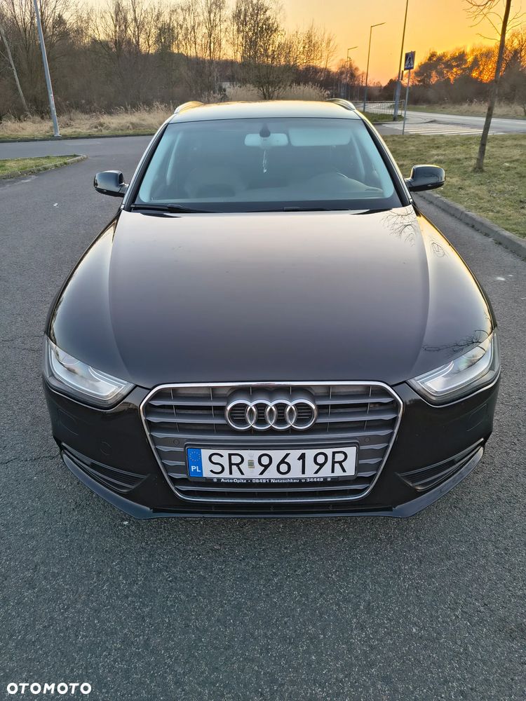 Audi A4 Avant - 1