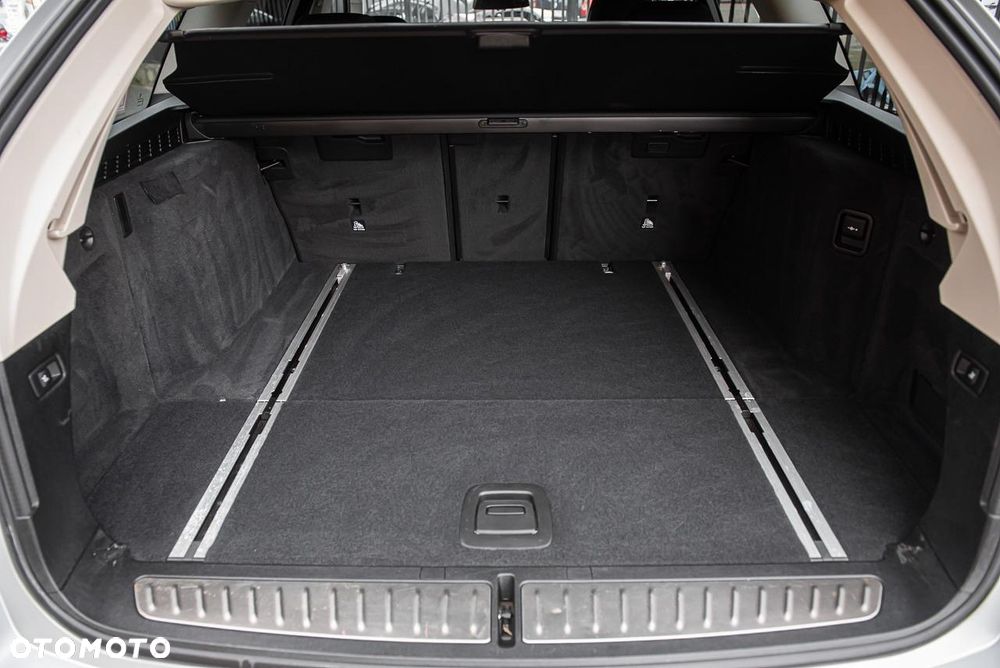 BMW Seria 5 530d - 25