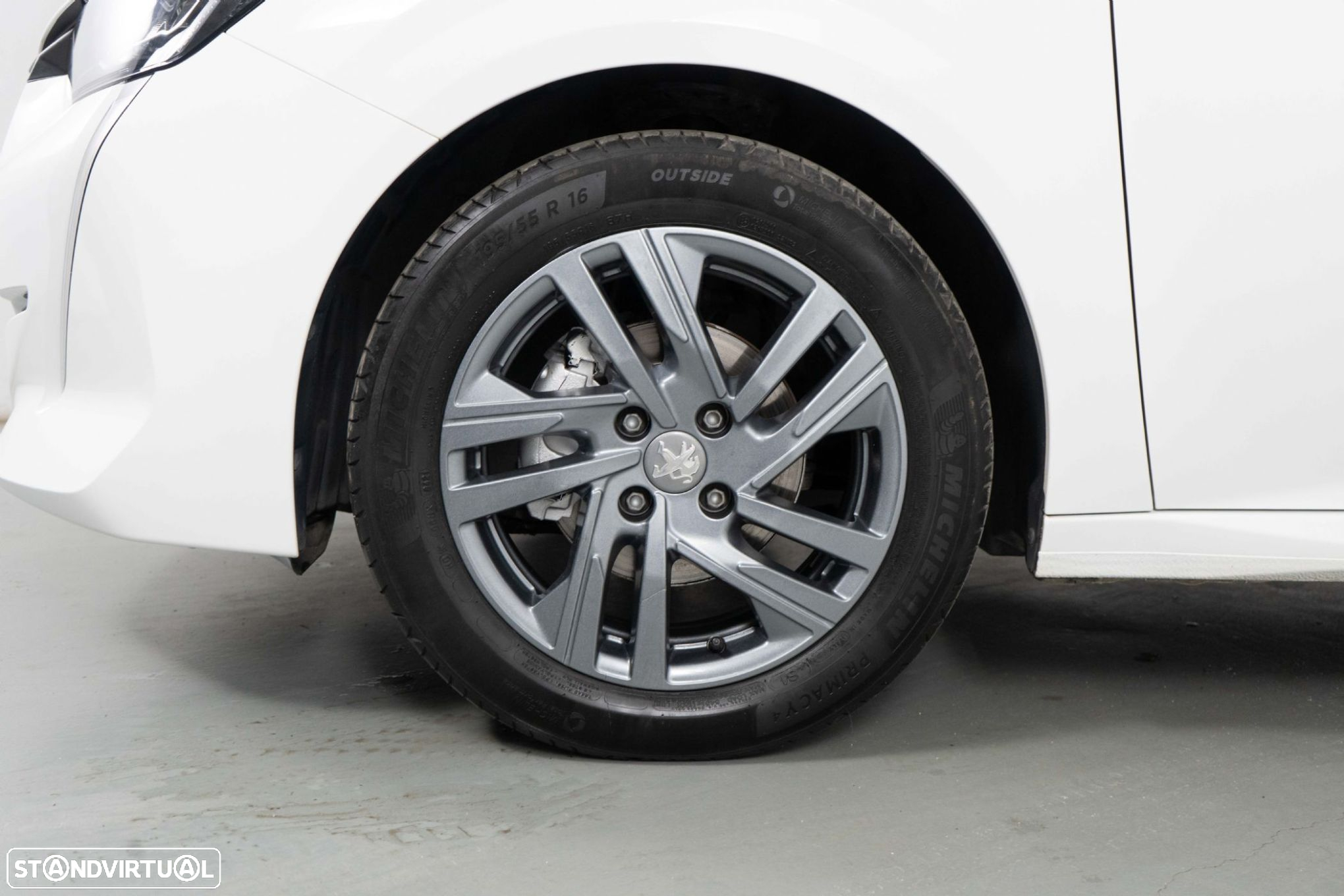 Peugeot 208 1.2 PureTech Active Pack - 17