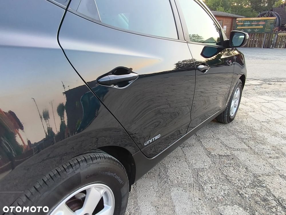 Hyundai ix35 - 13