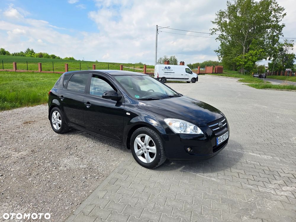 Kia Ceed - 2
