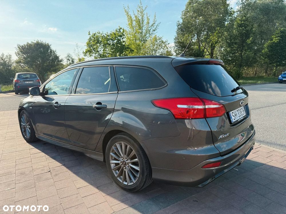 Ford Focus 1.5 EcoBoost Start-Stopp-System ST-LINE - 8