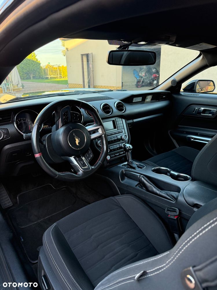 Ford Mustang 3.7 V6 - 11