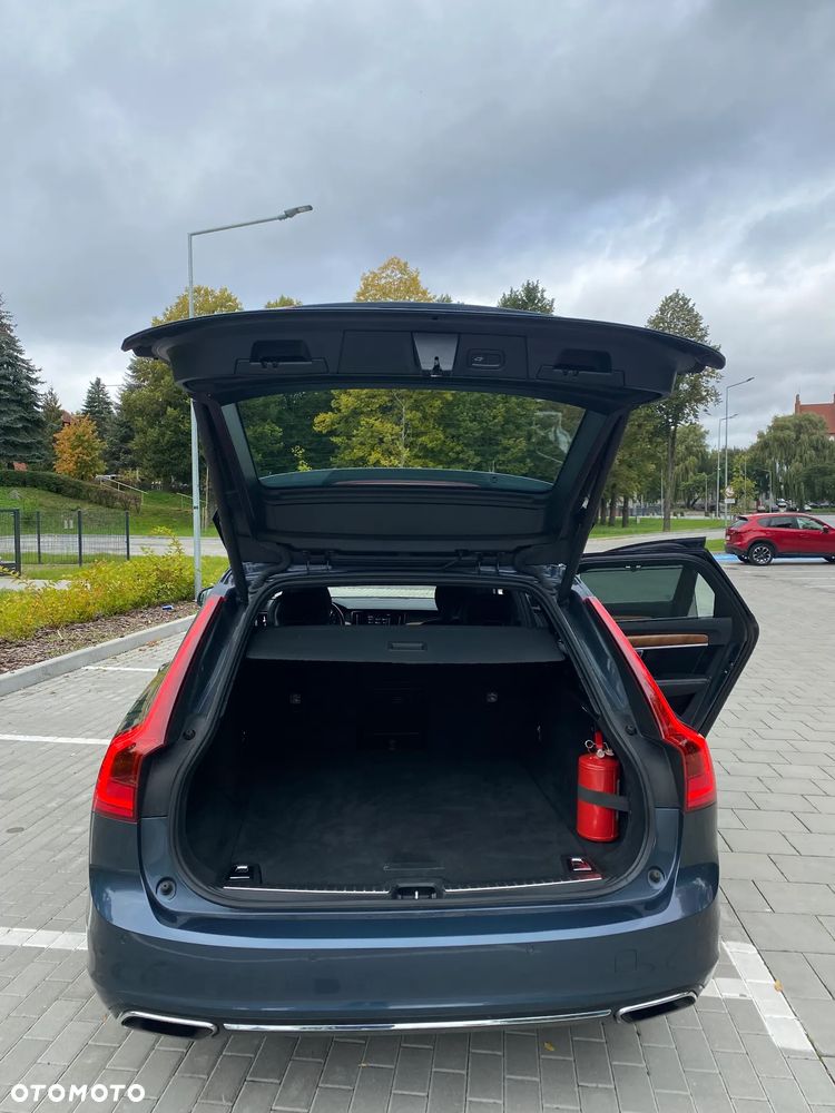 Volvo V90 D5 AWD Geartronic Inscription - 9