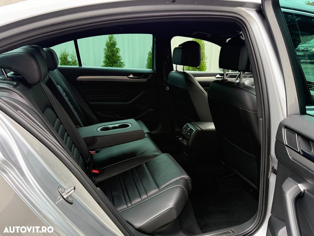 Volkswagen Passat 2.0 TDI DSG 4Mot Highline - 16