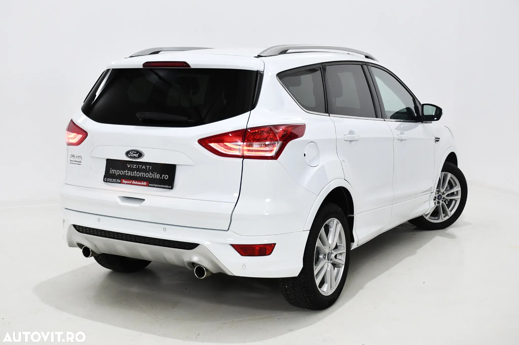 Ford Kuga 2.0 TDCi 2WD ST-Line - 13
