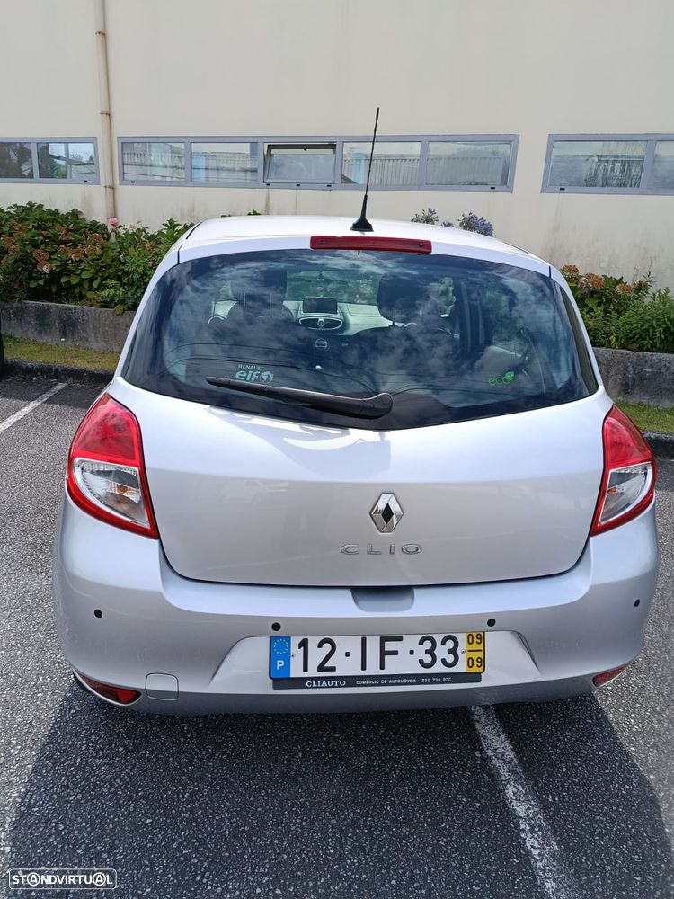 Renault Clio 1.5 dCi Dynamique - 4