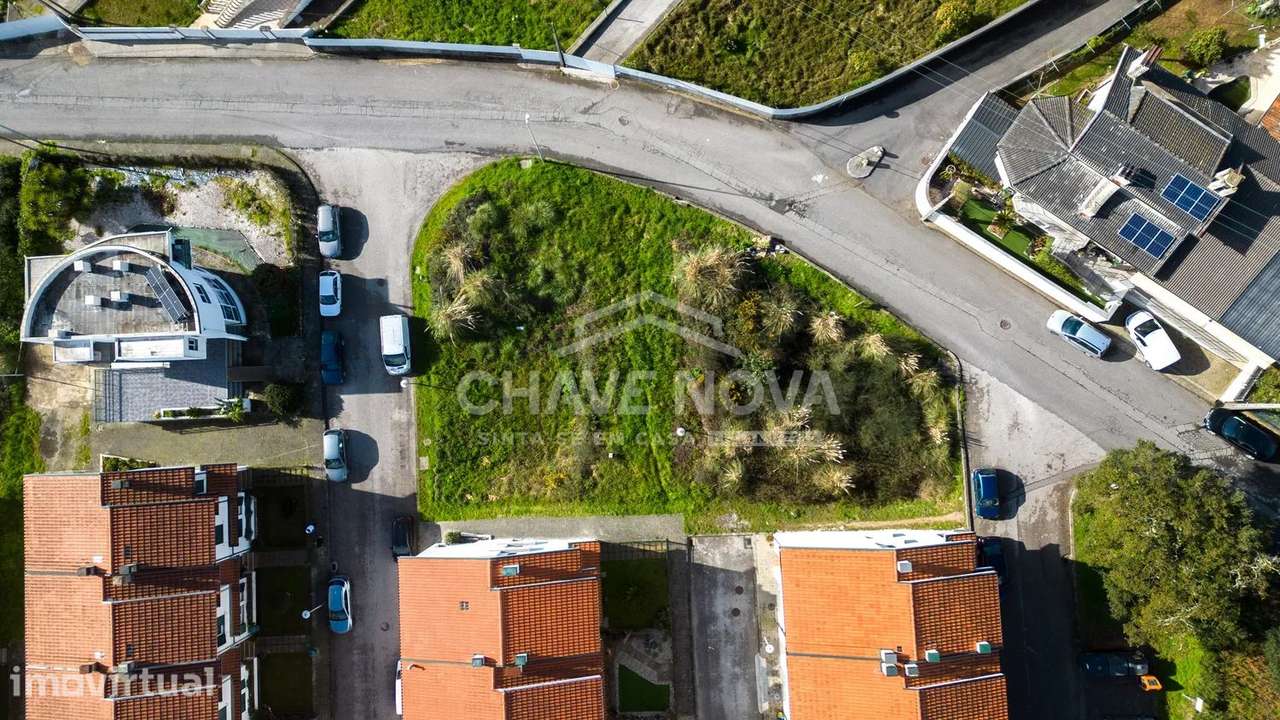 Lote de Gaveto para Construção de Moradia - Grande imagem: 4/14