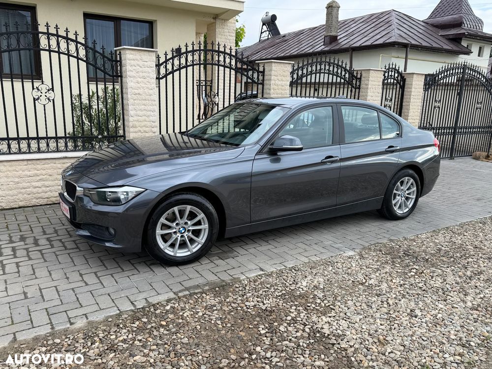 BMW Seria 3 318d Aut. - 21
