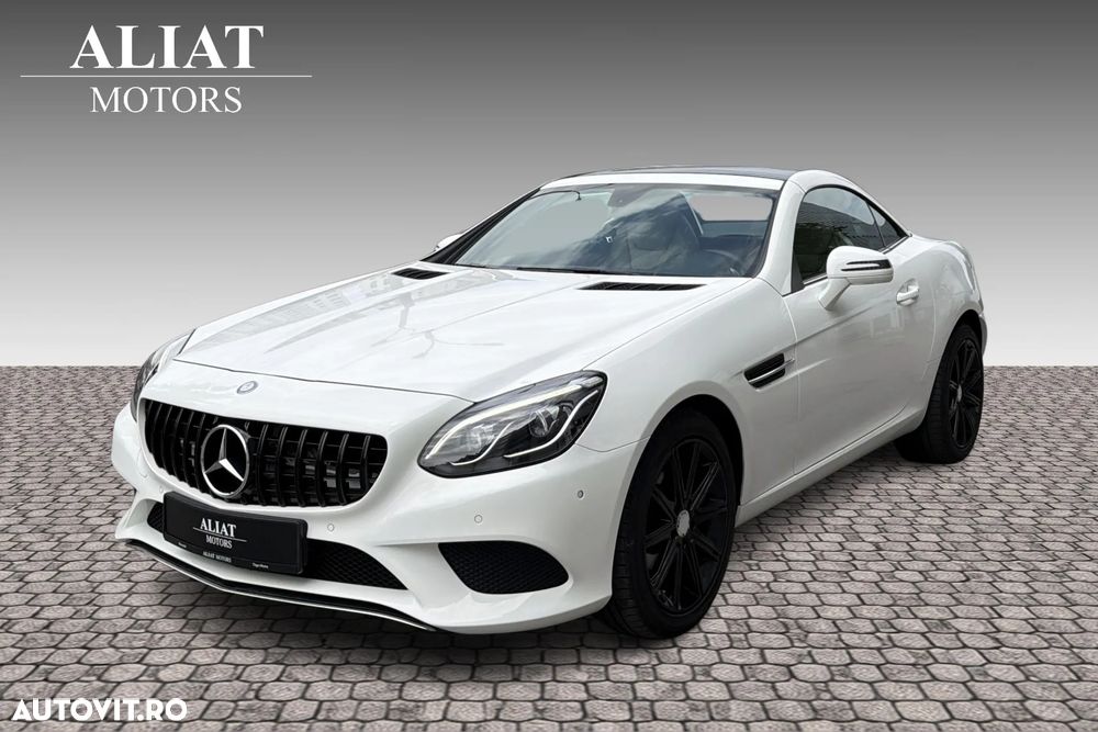 Mercedes-Benz SLC - 9