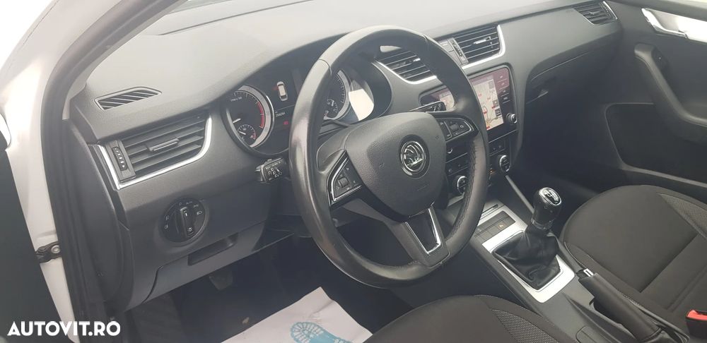 Skoda Octavia - 10