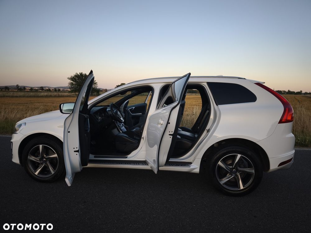 Volvo XC 60 D4 Geartronic Summum - 17