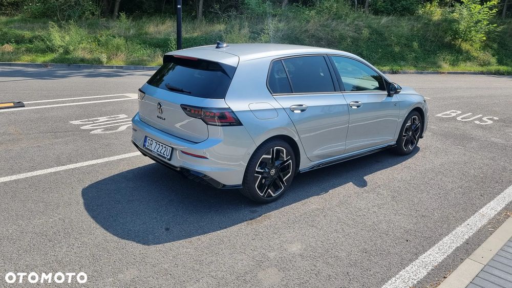 Volkswagen Golf 1.5 TSI R-Line Plus - 11