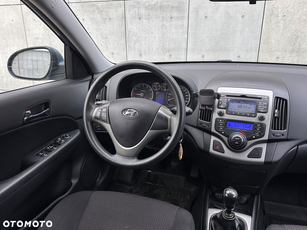 Hyundai i30 1.6 Premium - 6