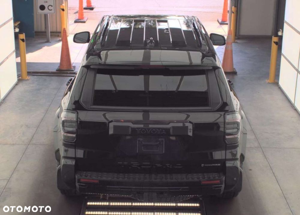 Toyota 4-Runner - 8