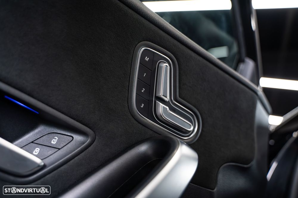 Mercedes-Benz A 250 e 8G-DCT AMG Line - 21