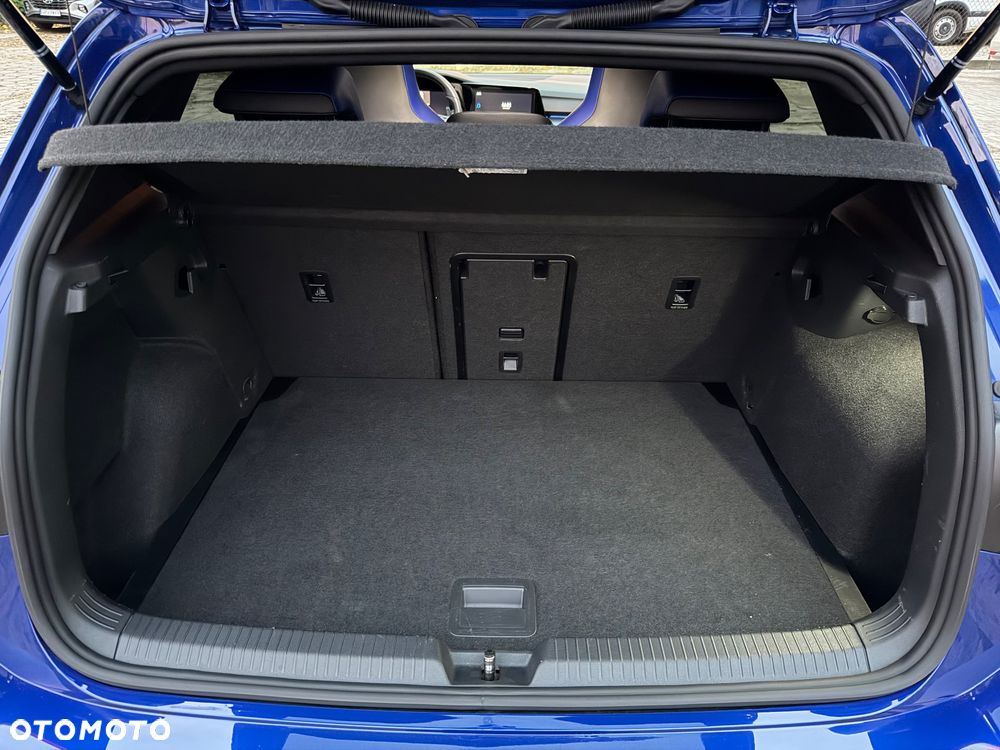 Volkswagen Golf - 27