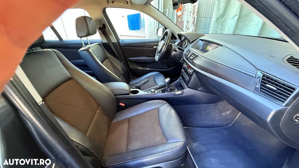 BMW X1 xDrive18d - 26