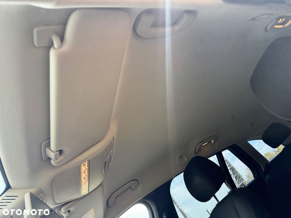 Mercedes-Benz Klasa C - 17