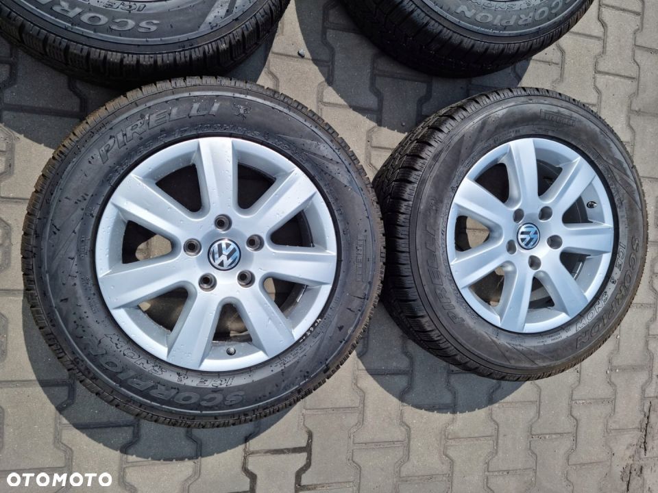 CAŁE KOŁA VW 235/65R17 PIRELLI  FELGA 7P6601025 - 2