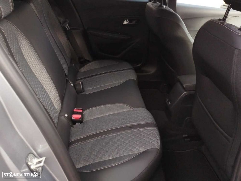 Peugeot e-208 51 kWh Allure - 10