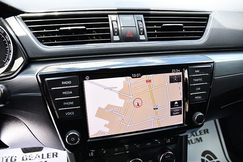 Skoda Superb 1.8 TSI DSG Style - 14