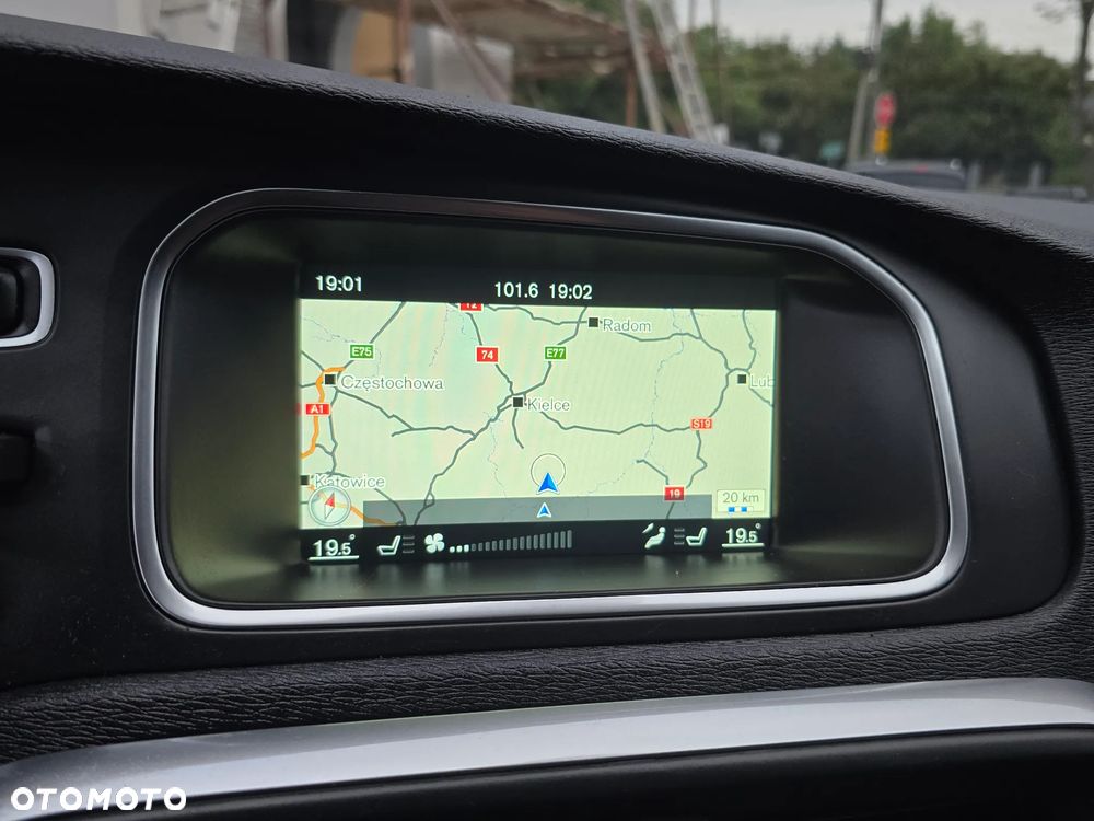 Volvo V40 D2 RDesign - 35