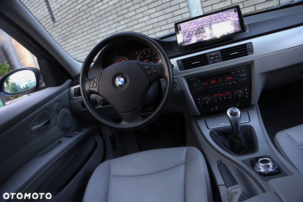 BMW Seria 3 - 14