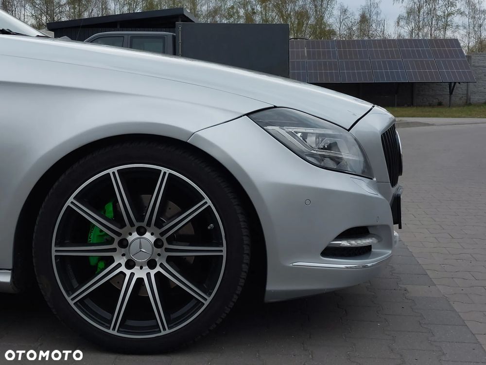 Mercedes-Benz CLS 350 CDI DPF BlueEFFICIENCY 7G-TRONIC - 21
