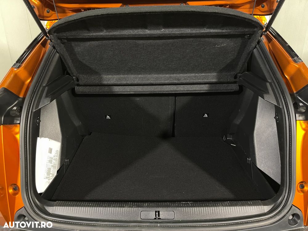 Peugeot 2008 1.2 PureTech BVM6 STT Active Pack - 13